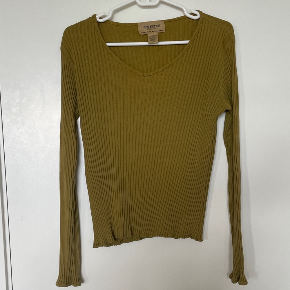 💫Vintage Ribbed V-Neck Long Sleeve Top Large